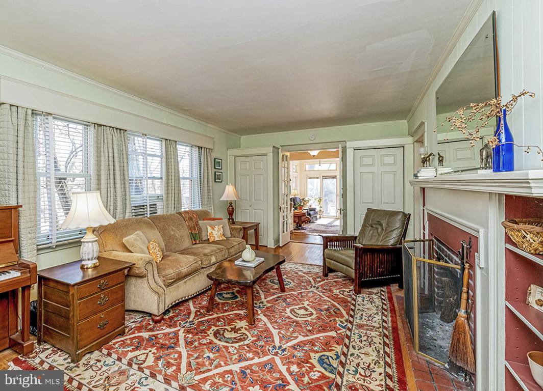 BELVEDERE SQUARE - Residential