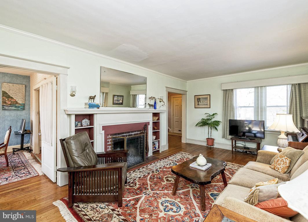 BELVEDERE SQUARE - Residential