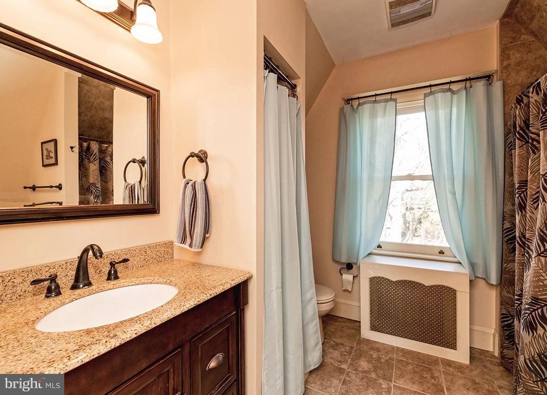 BELVEDERE SQUARE - Residential