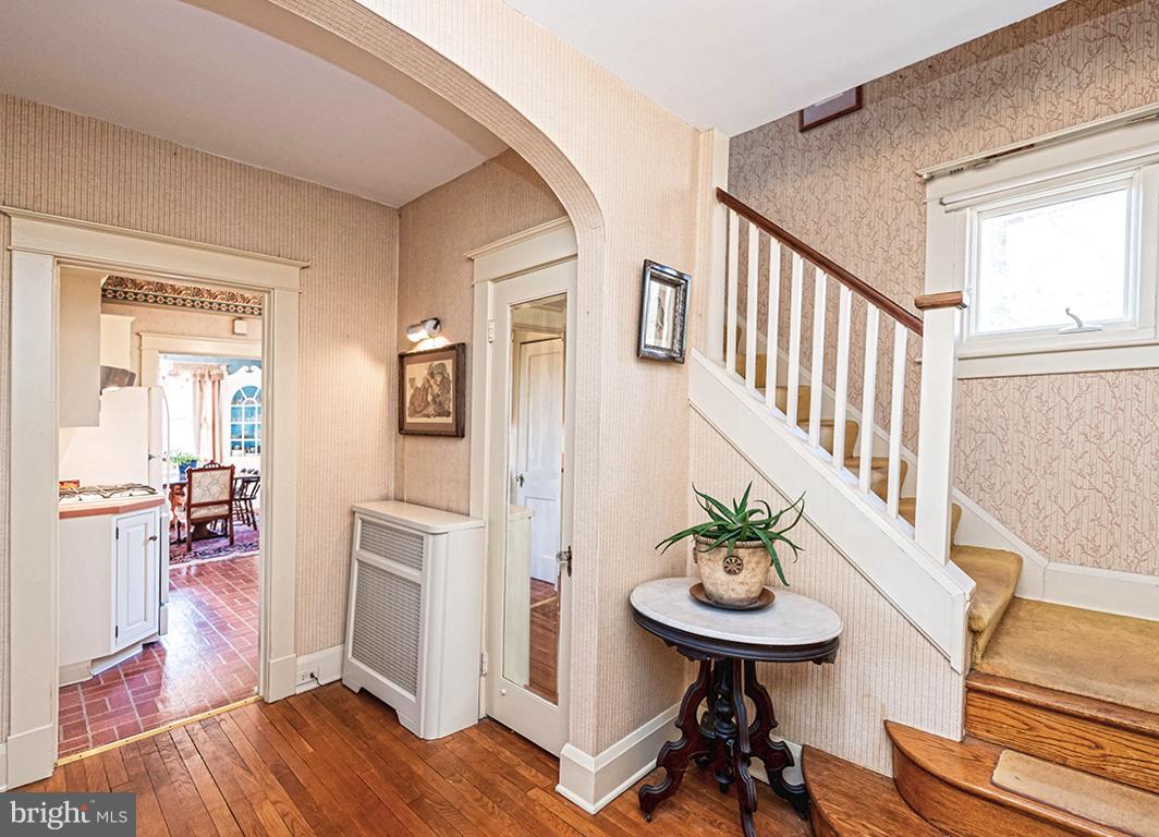 BELVEDERE SQUARE - Residential