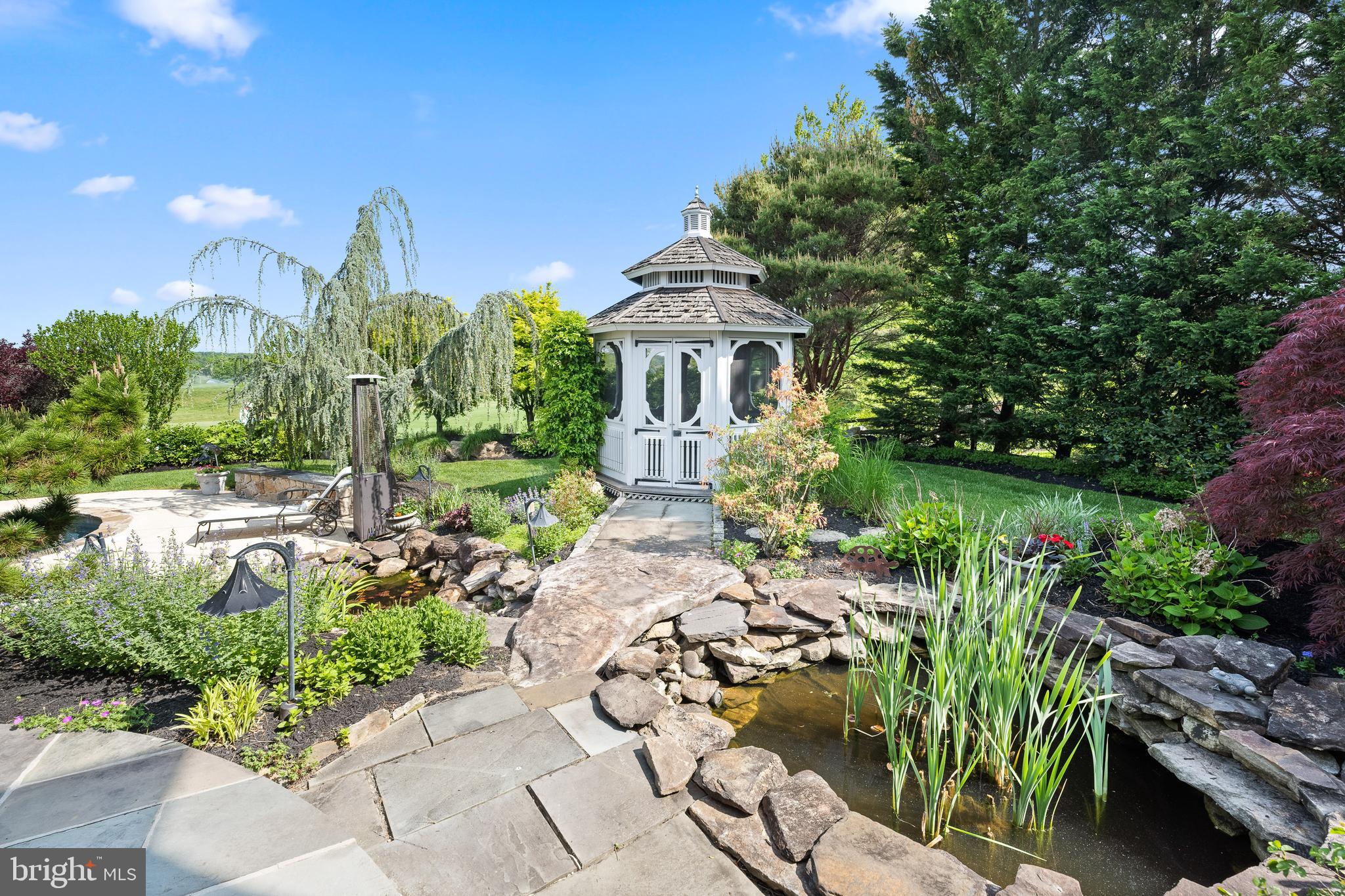 APPLEBROOK - Residential