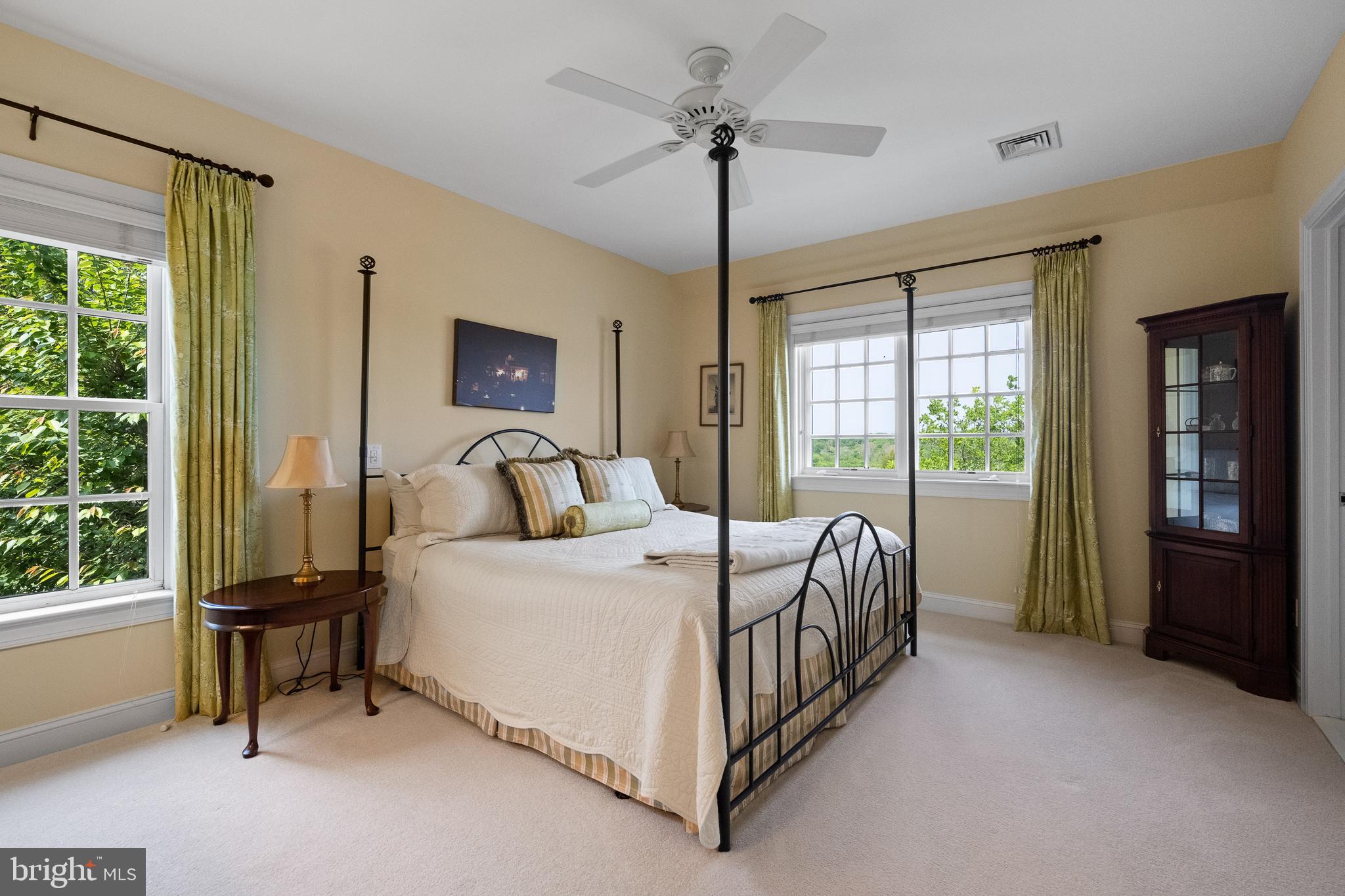 APPLEBROOK - Residential