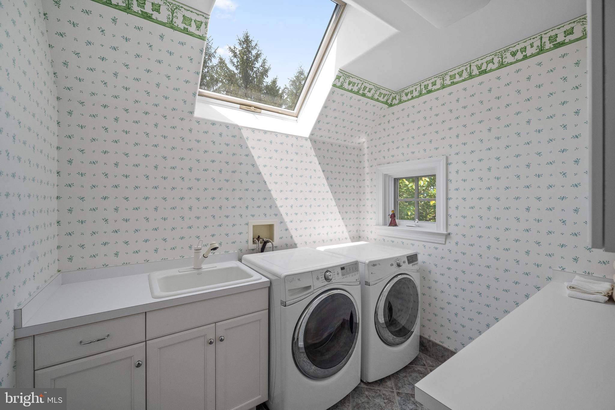 APPLEBROOK - Residential