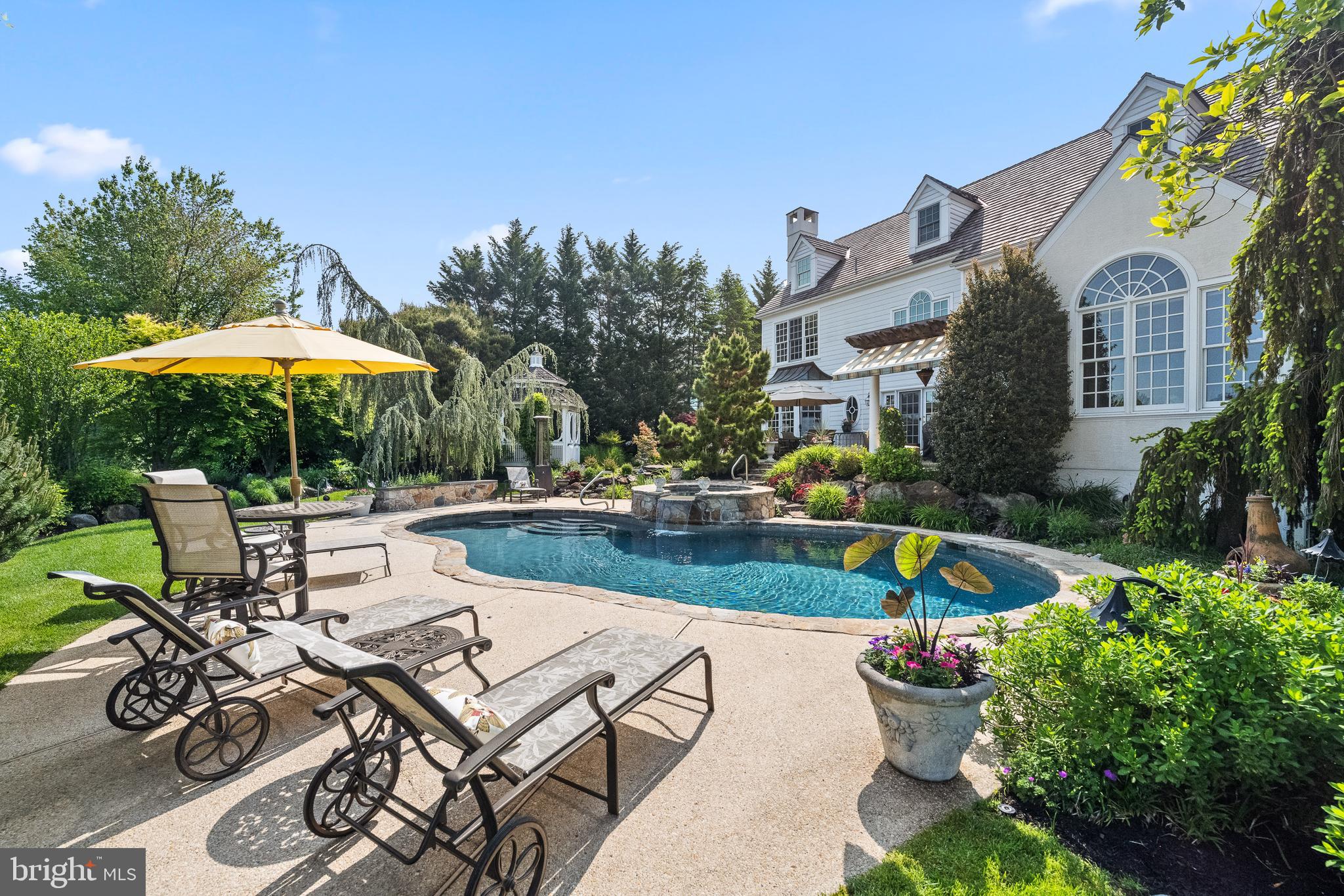 APPLEBROOK - Residential