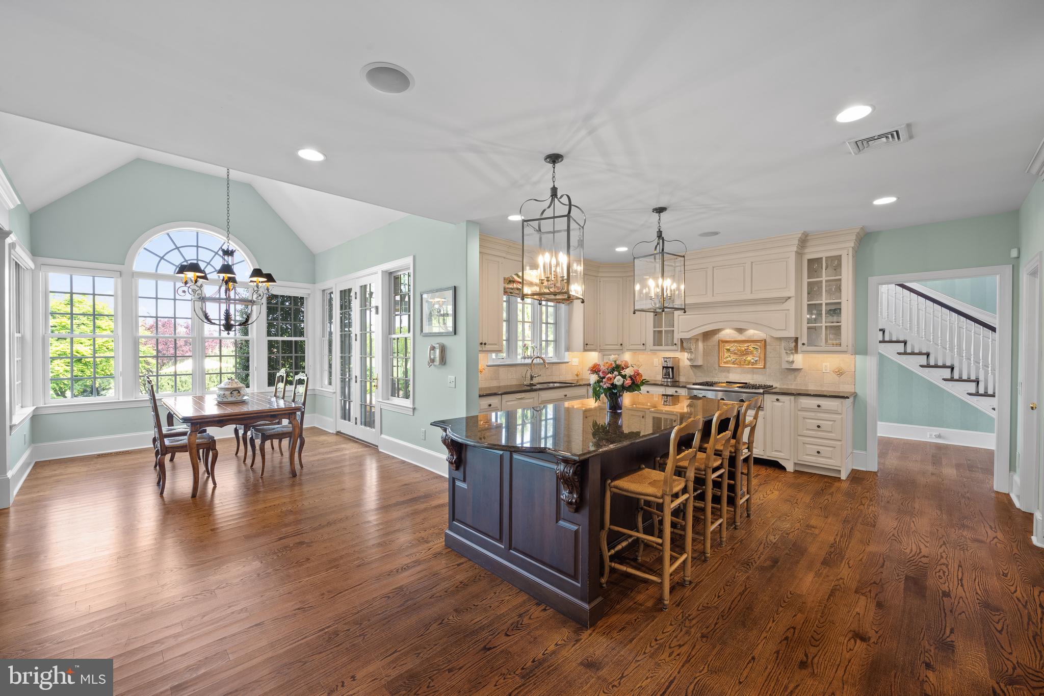 APPLEBROOK - Residential