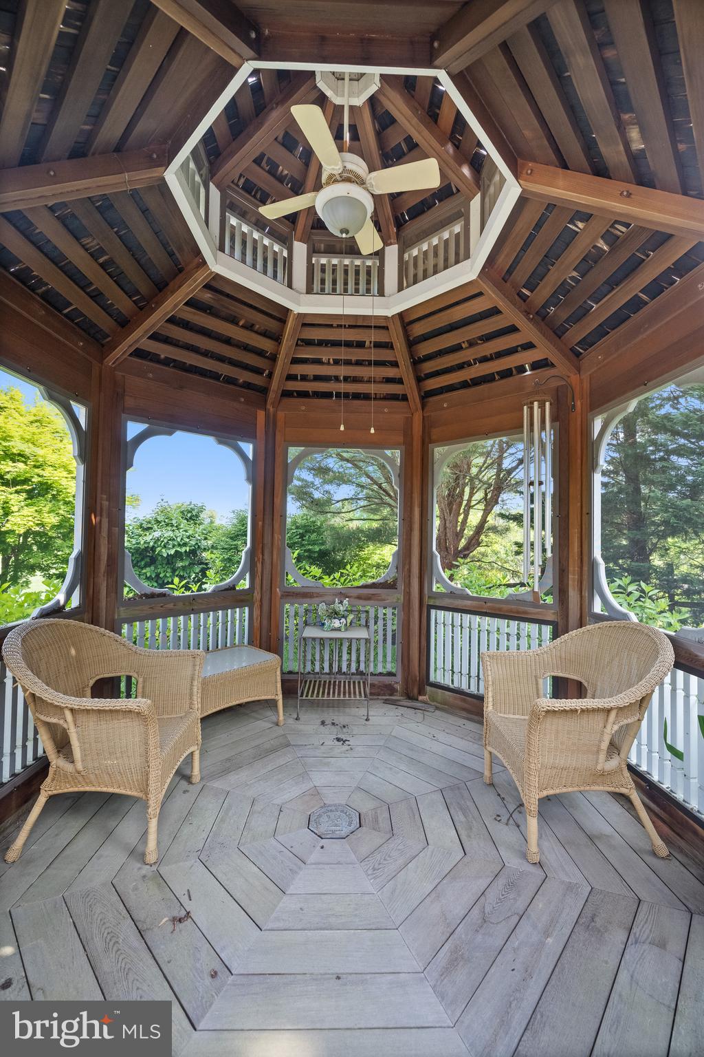 APPLEBROOK - Residential