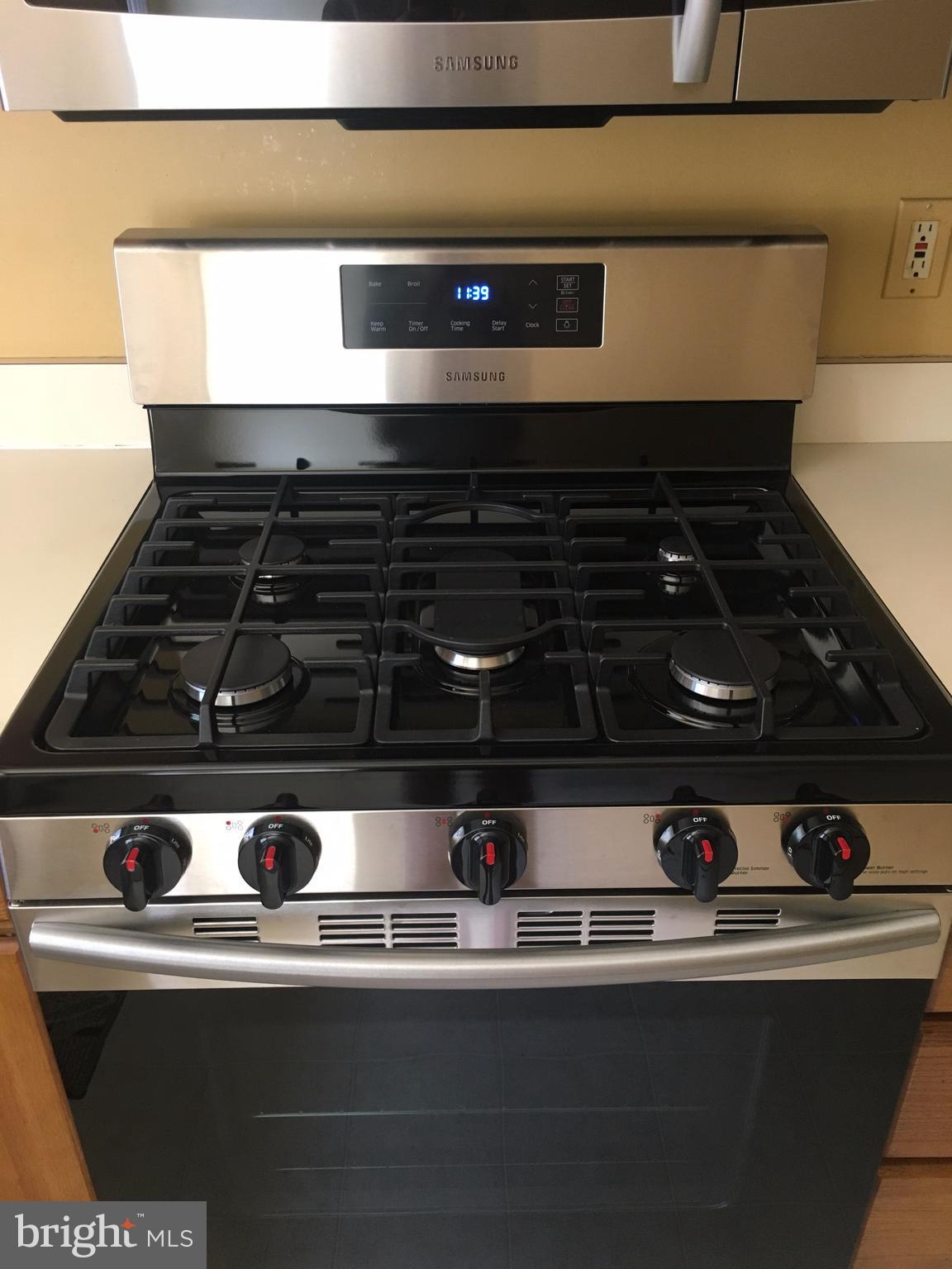 HINES ESTATES - Residential