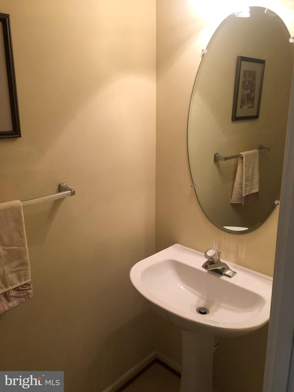 HINES ESTATES - Residential