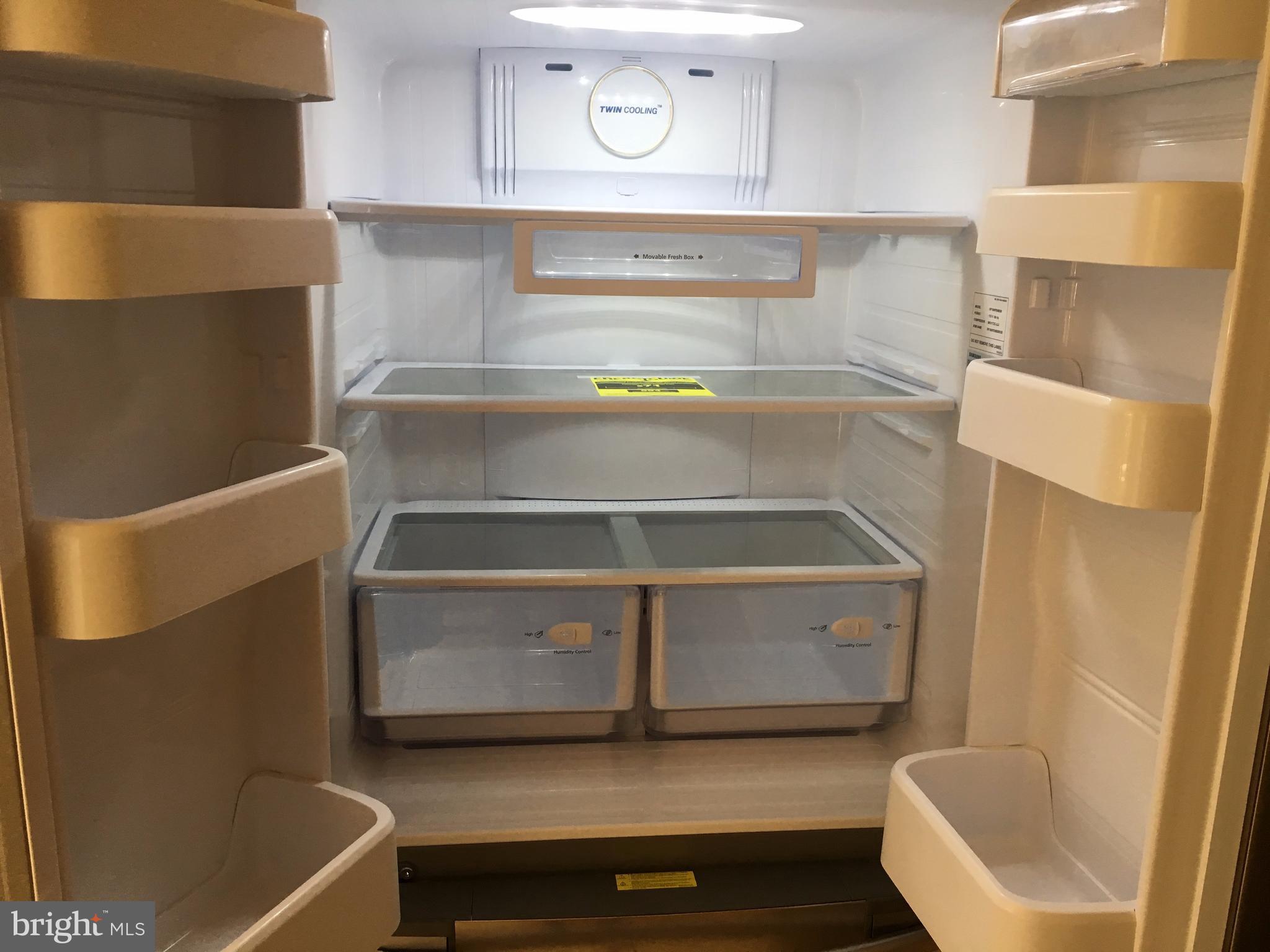 HINES ESTATES - Residential