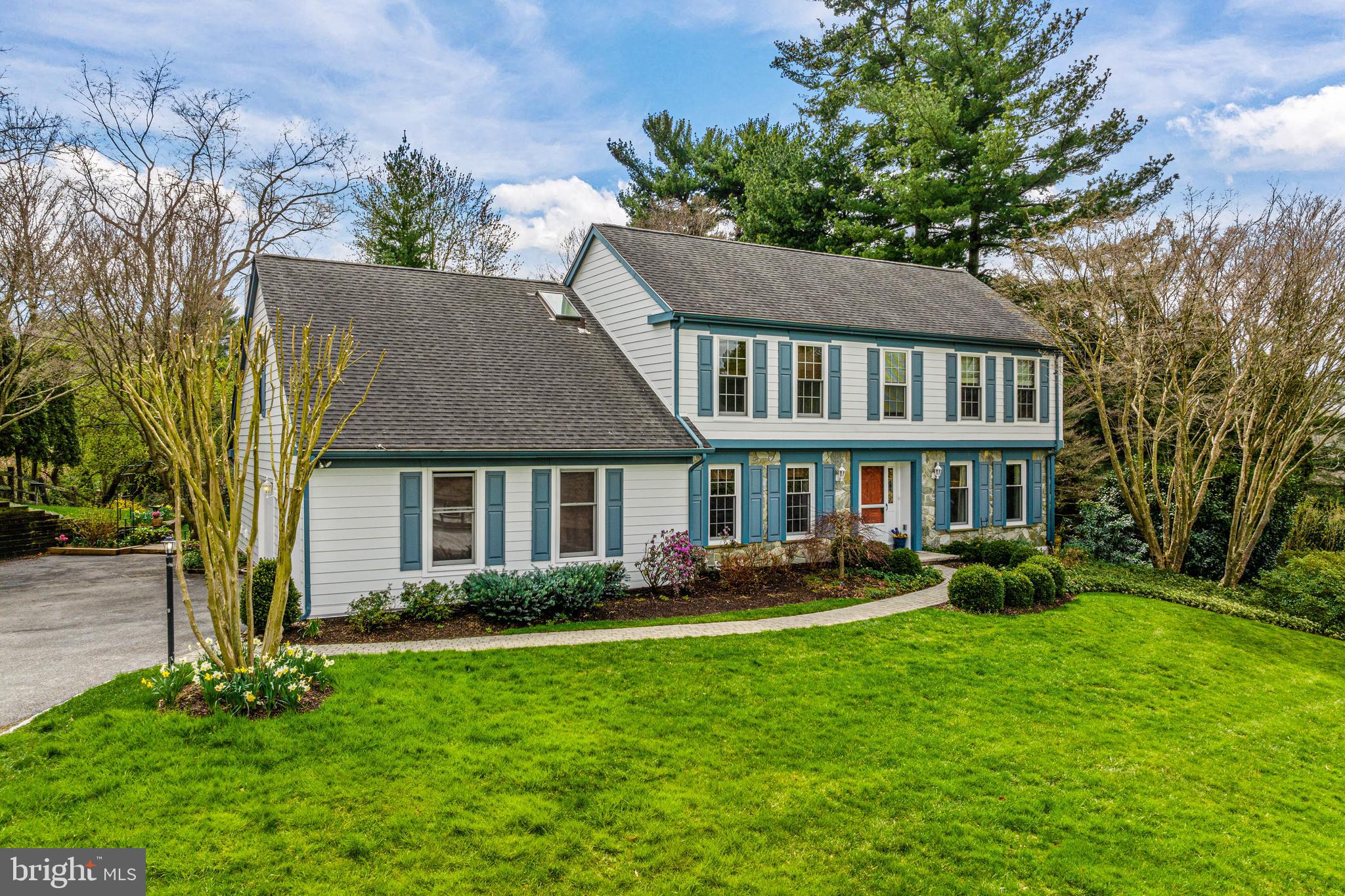 RADNOR CHASE - Residential