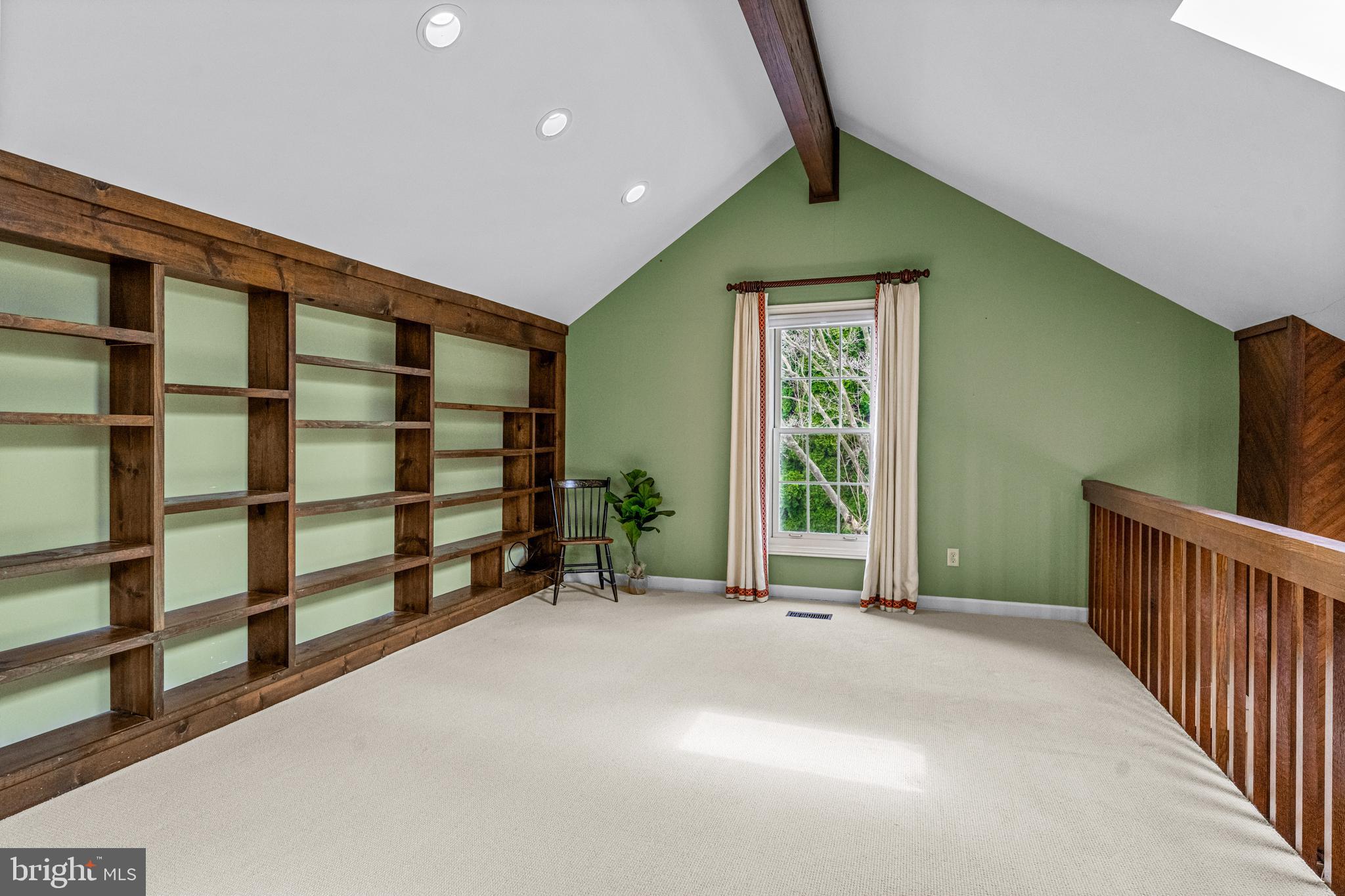 RADNOR CHASE - Residential