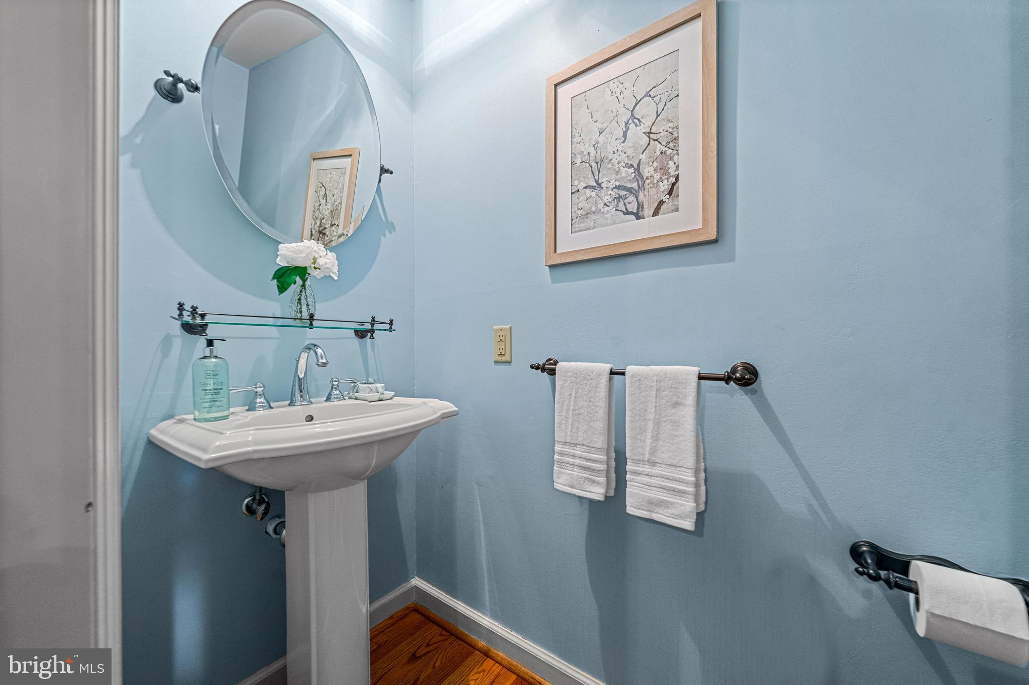 RADNOR CHASE - Residential