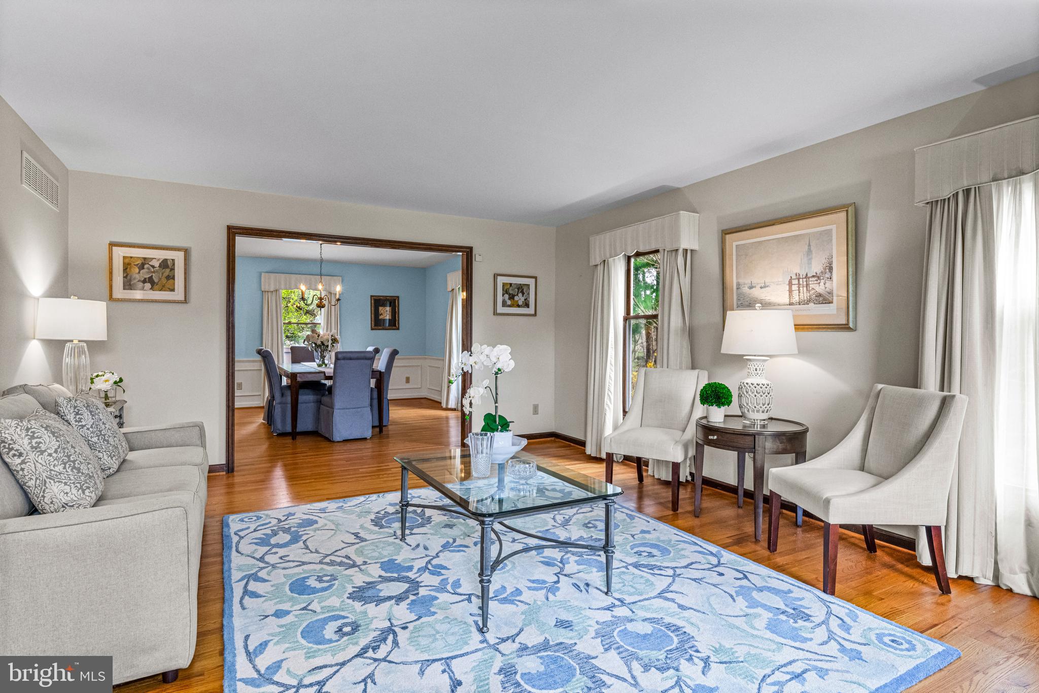 RADNOR CHASE - Residential