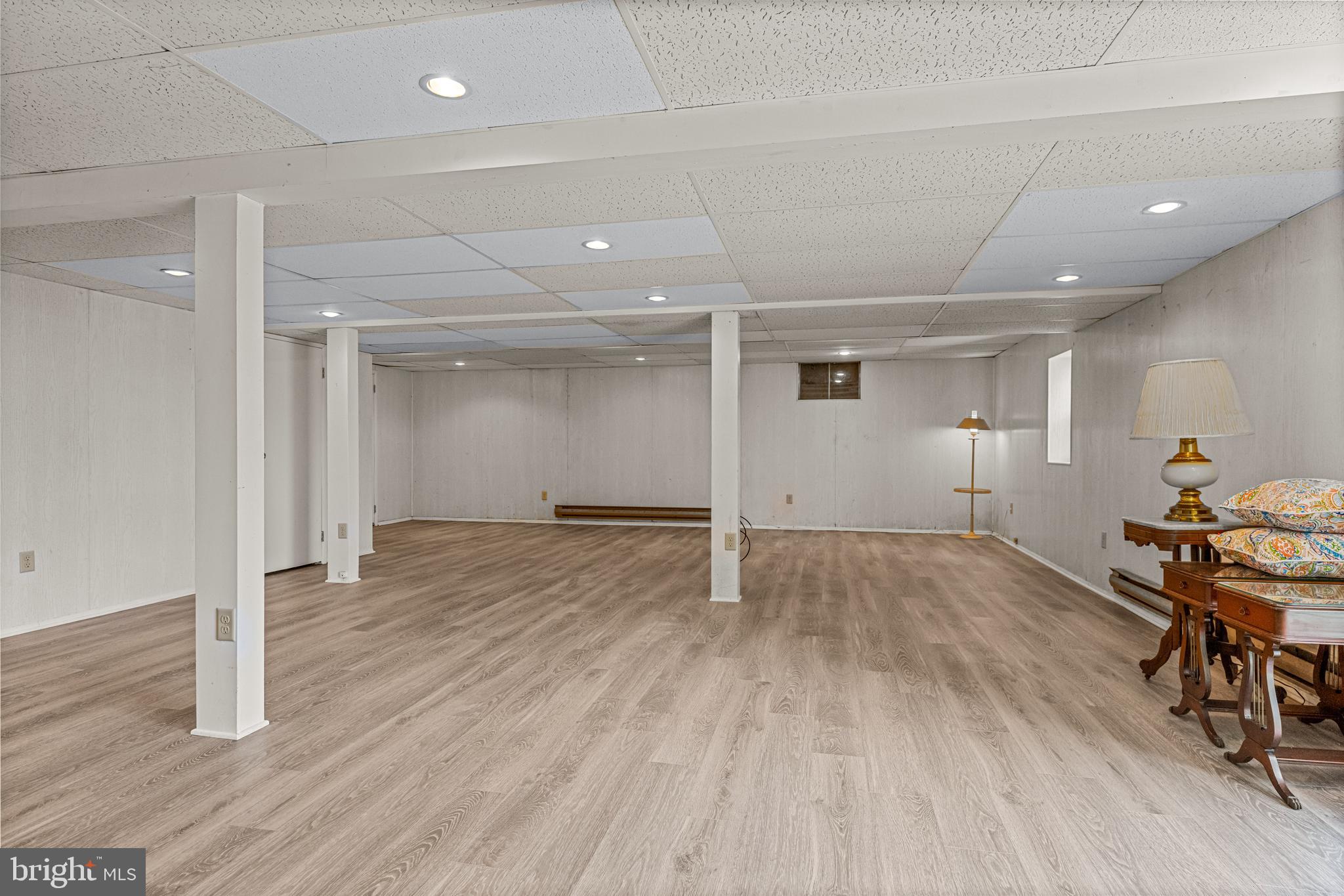 RADNOR CHASE - Residential