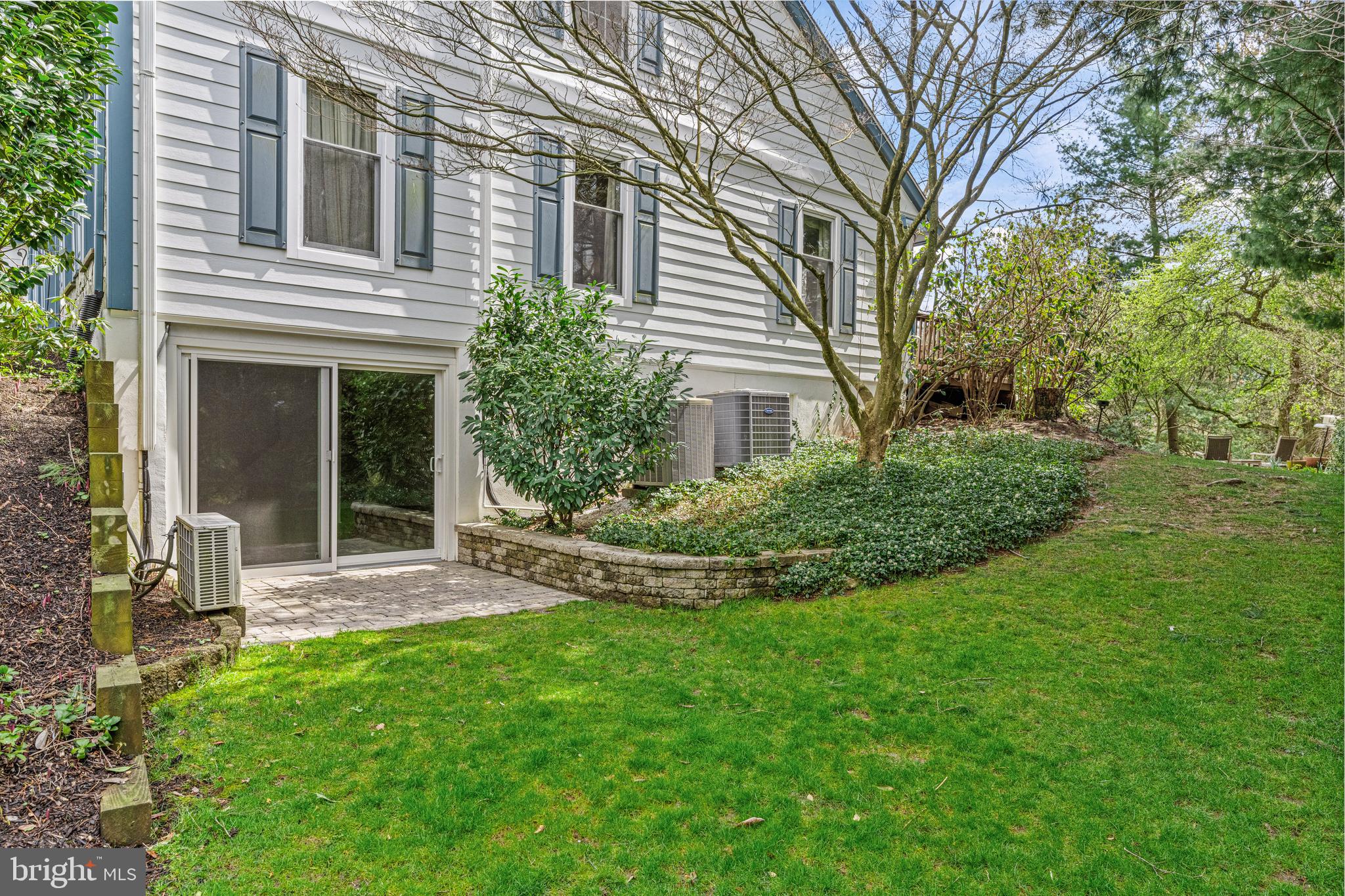 RADNOR CHASE - Residential