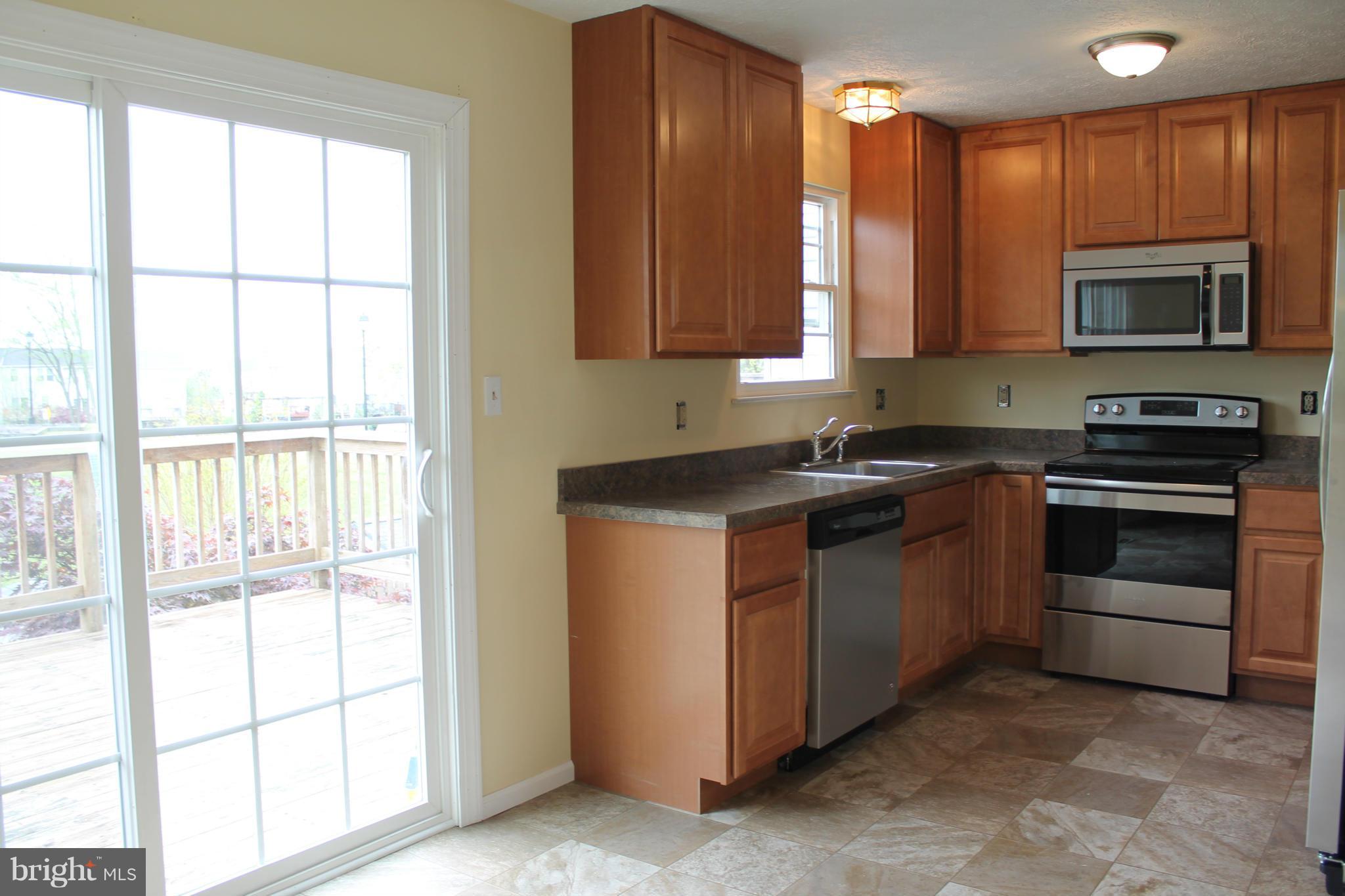 WOODBRIDGE CENTER - Residential