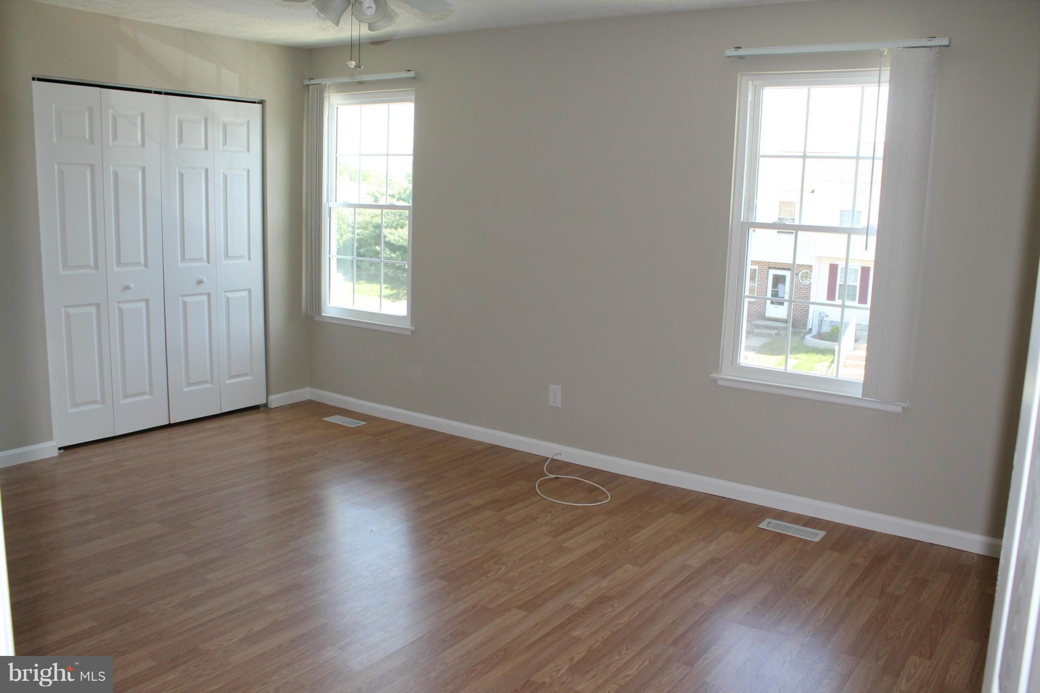 WOODBRIDGE CENTER - Residential