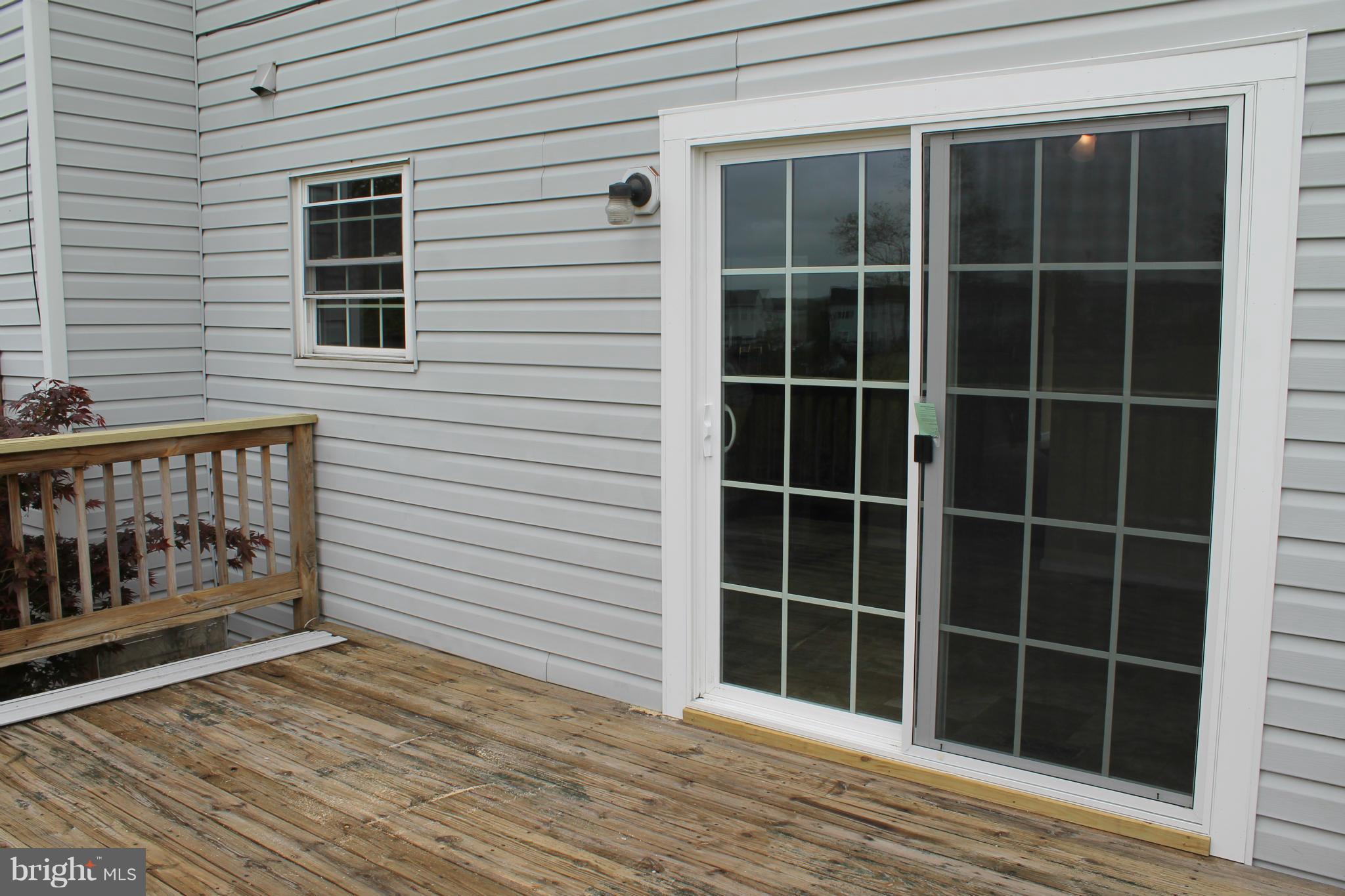 WOODBRIDGE CENTER - Residential