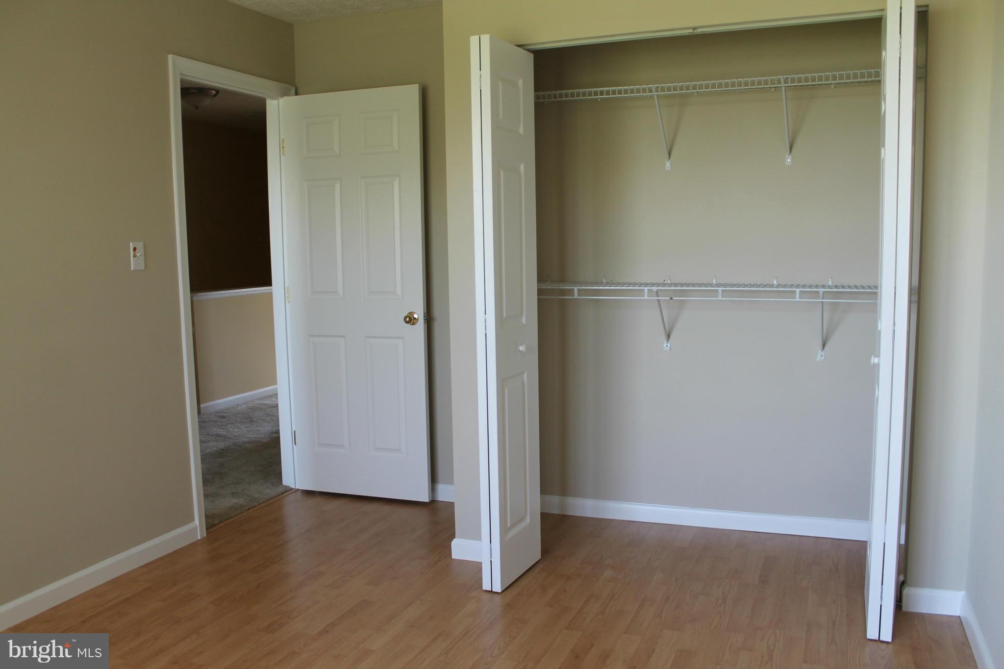 WOODBRIDGE CENTER - Residential