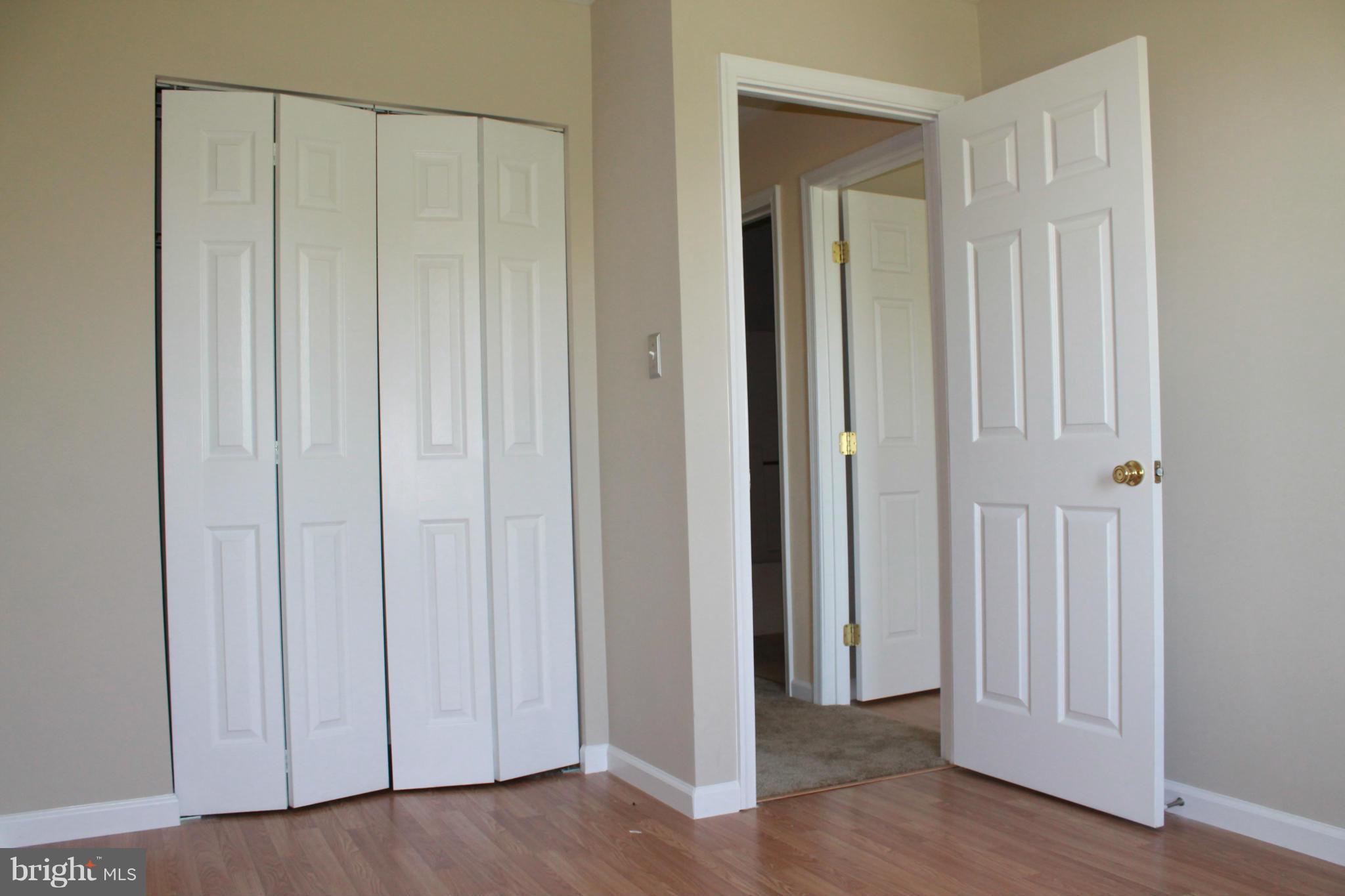 WOODBRIDGE CENTER - Residential