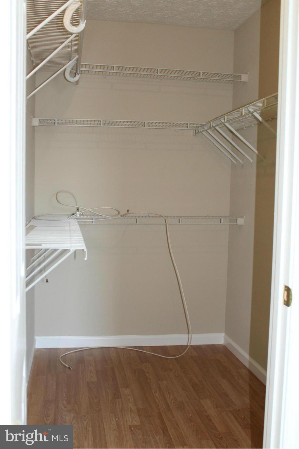 WOODBRIDGE CENTER - Residential