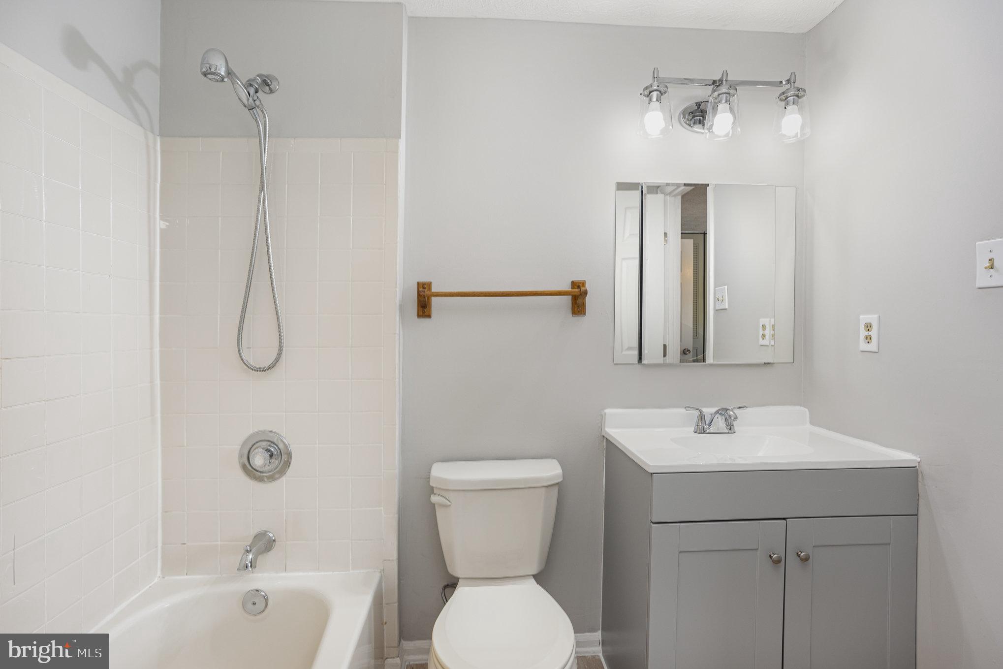 RIDGELYS CHOICE - Residential