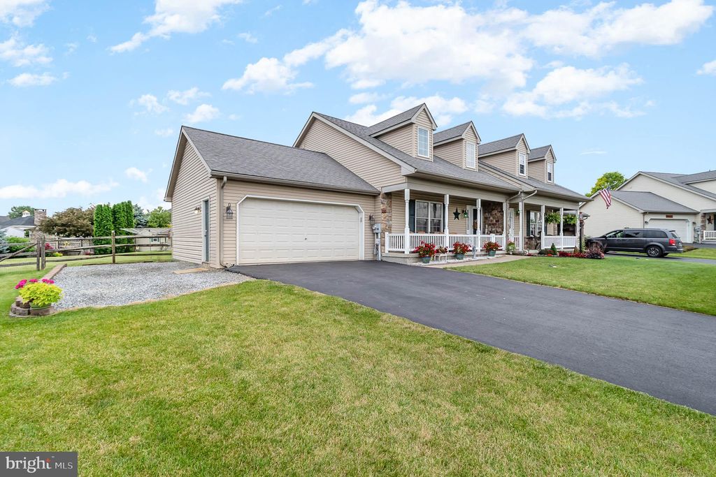 Photo of 473 Daisy Drive, New Holland, PA 17557 (MLS # PALA2046600)