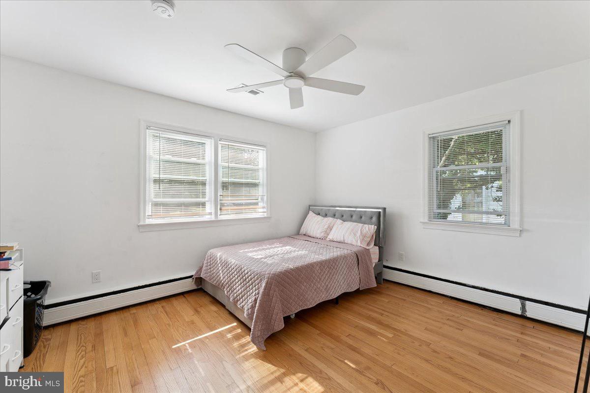 E L DAVIS - Residential