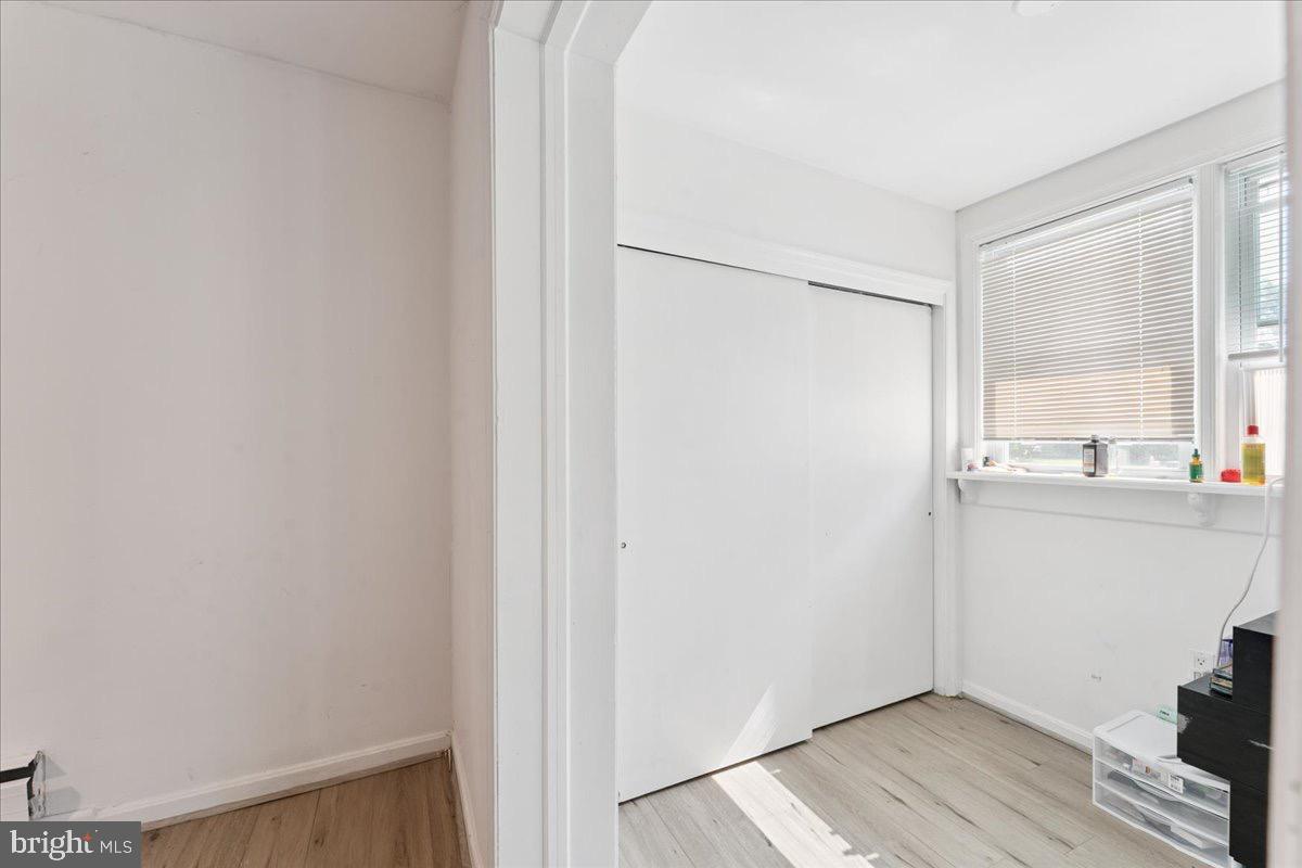 E L DAVIS - Residential