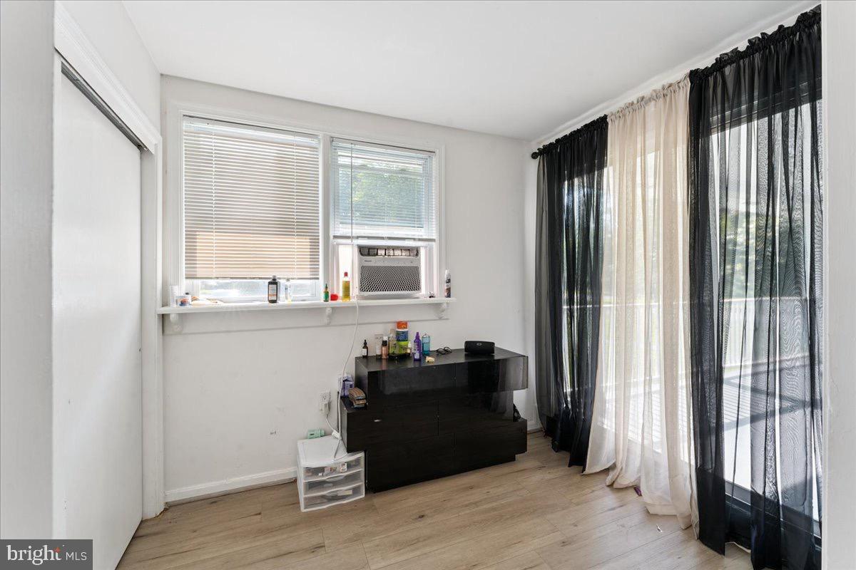 E L DAVIS - Residential