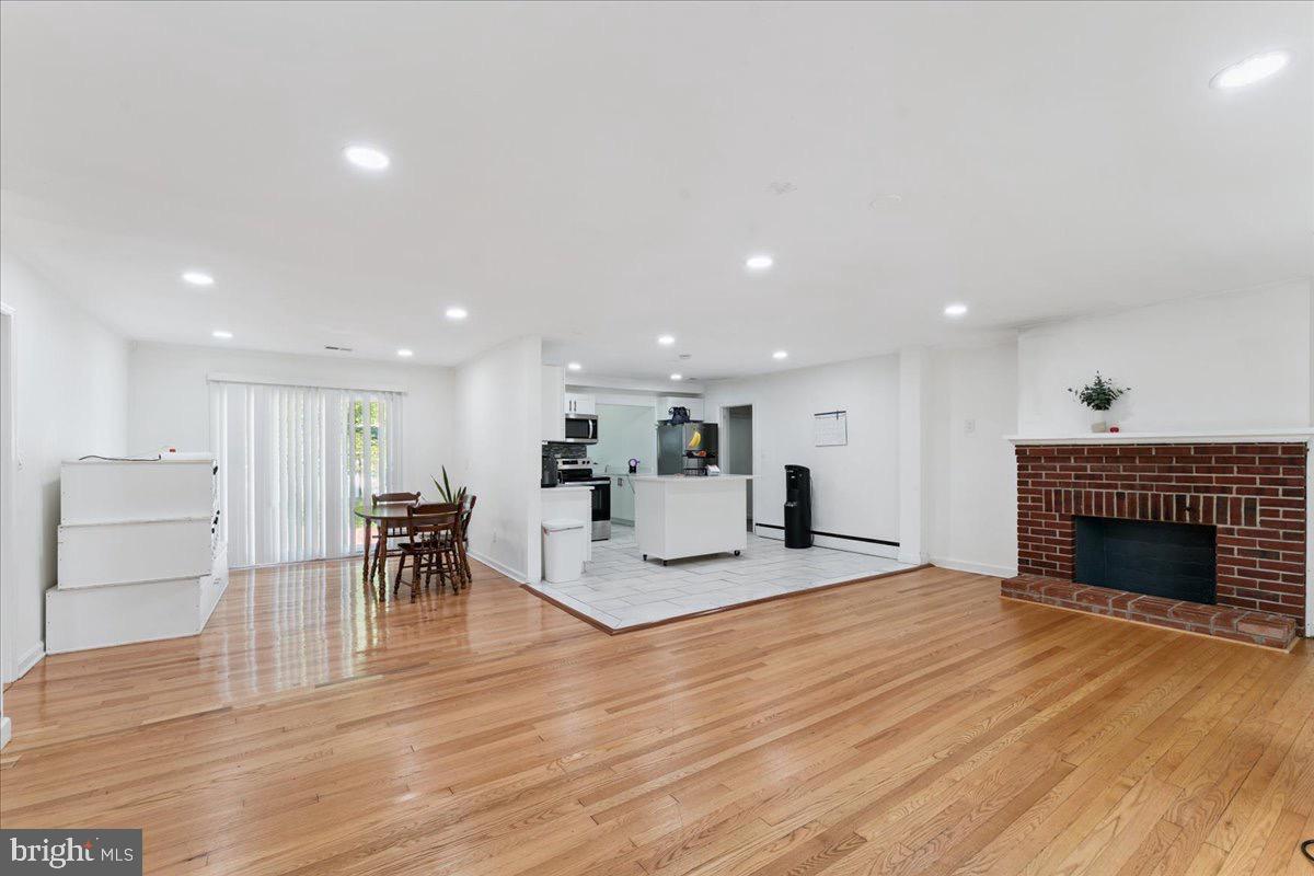 10 PROSPECT AVENUE