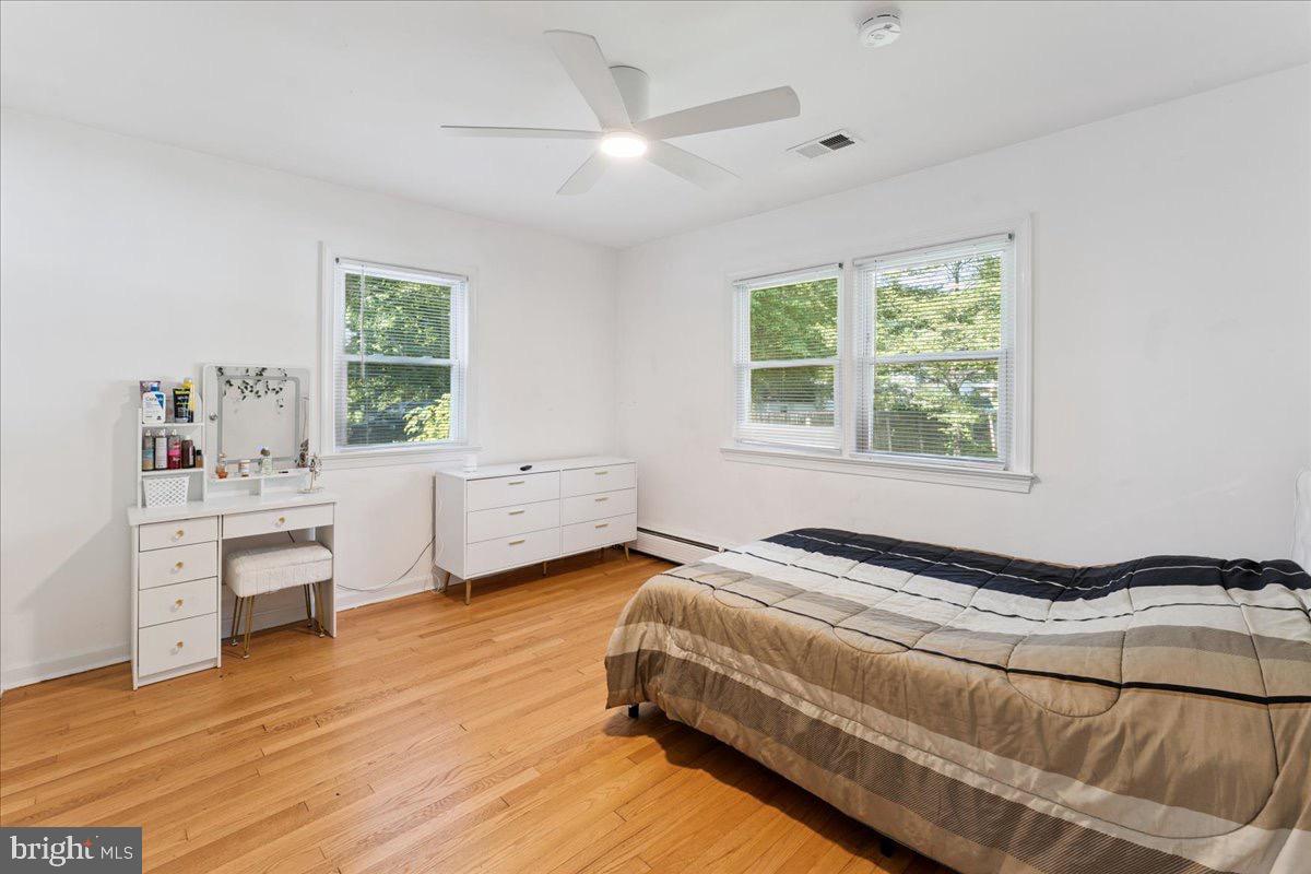 E L DAVIS - Residential