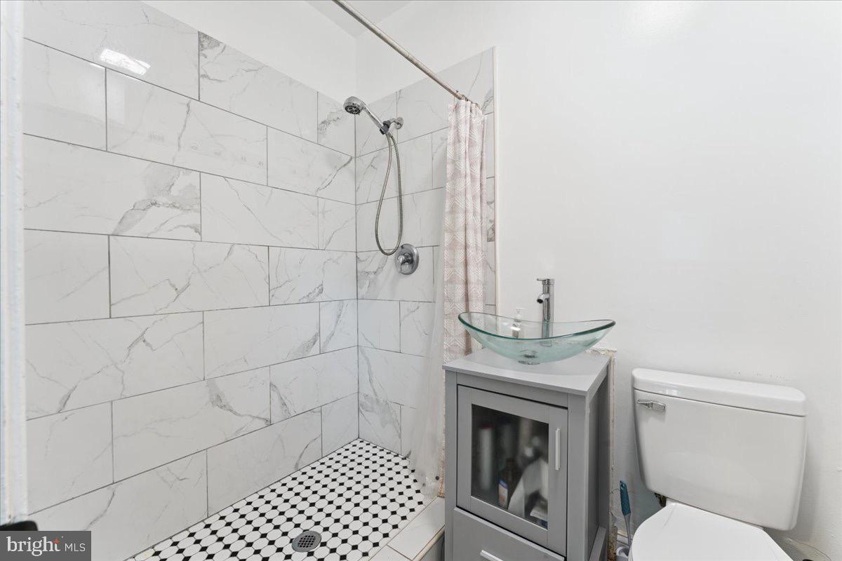 E L DAVIS - Residential