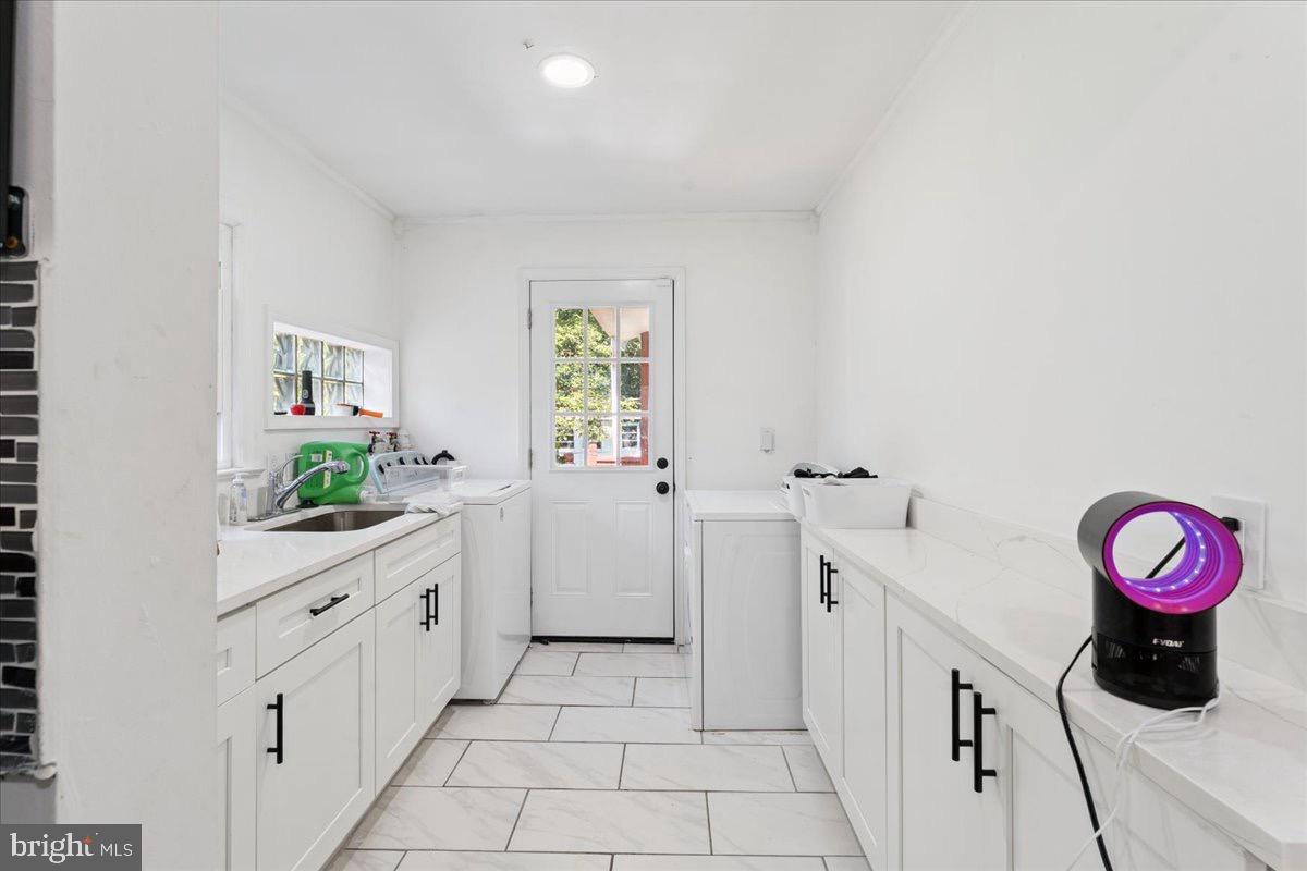 E L DAVIS - Residential