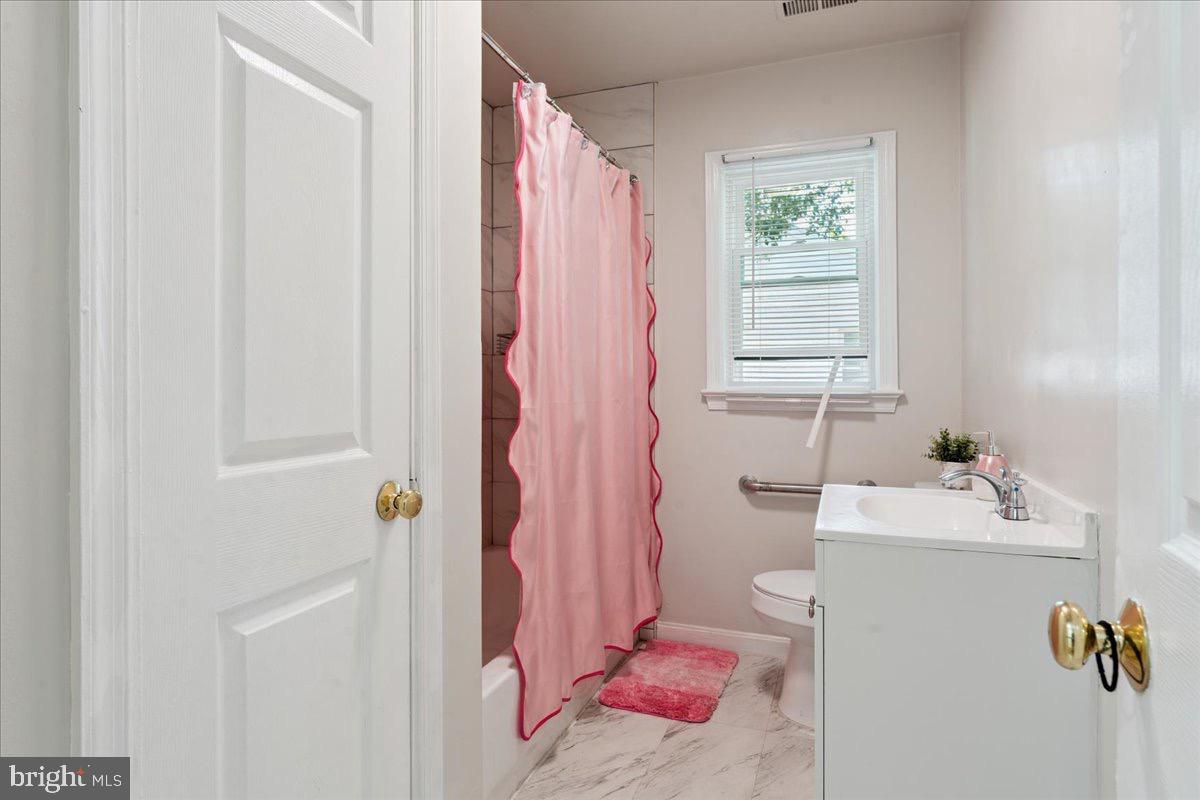 E L DAVIS - Residential