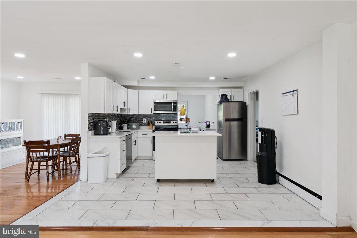 10 PROSPECT AVENUE