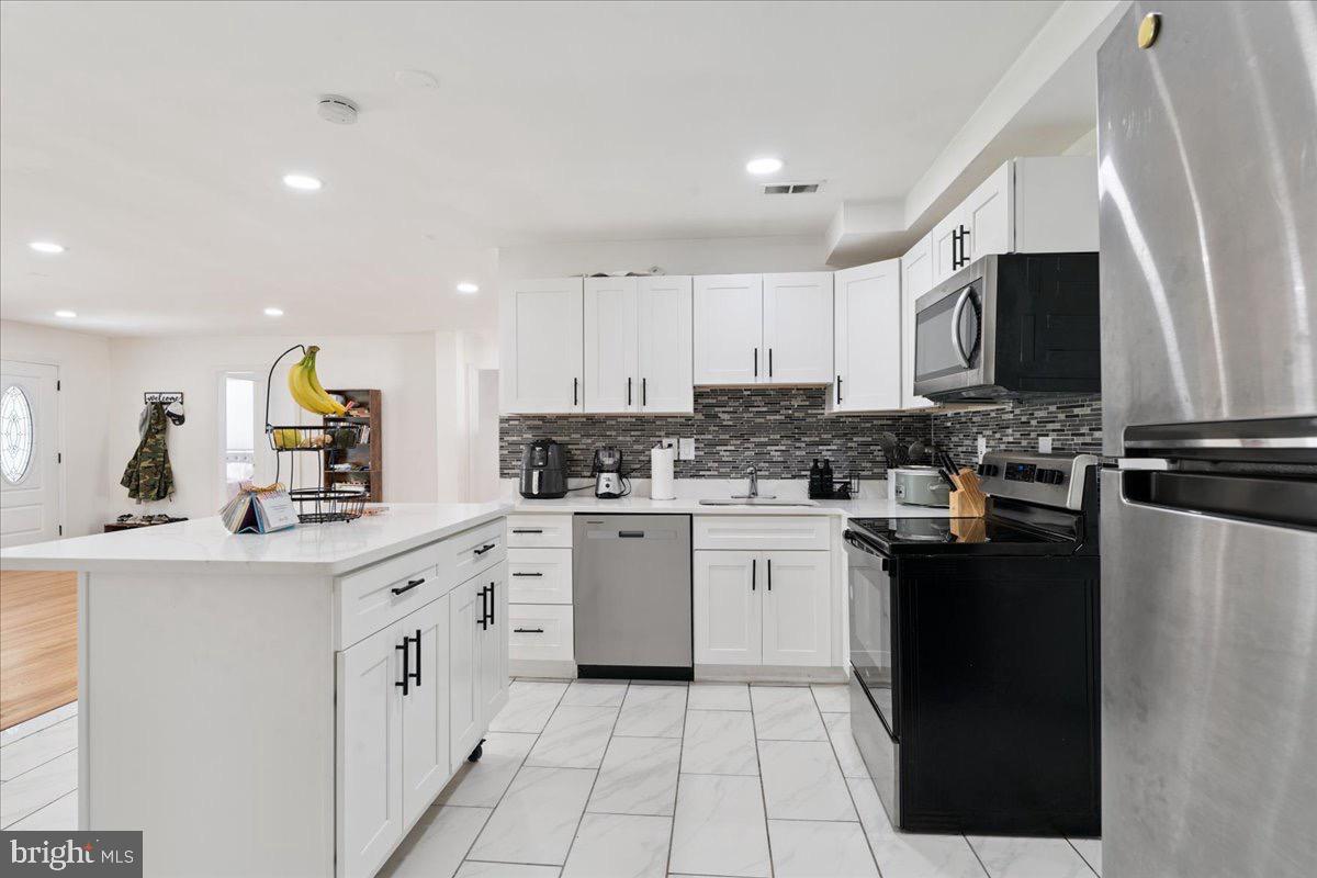 E L DAVIS - Residential