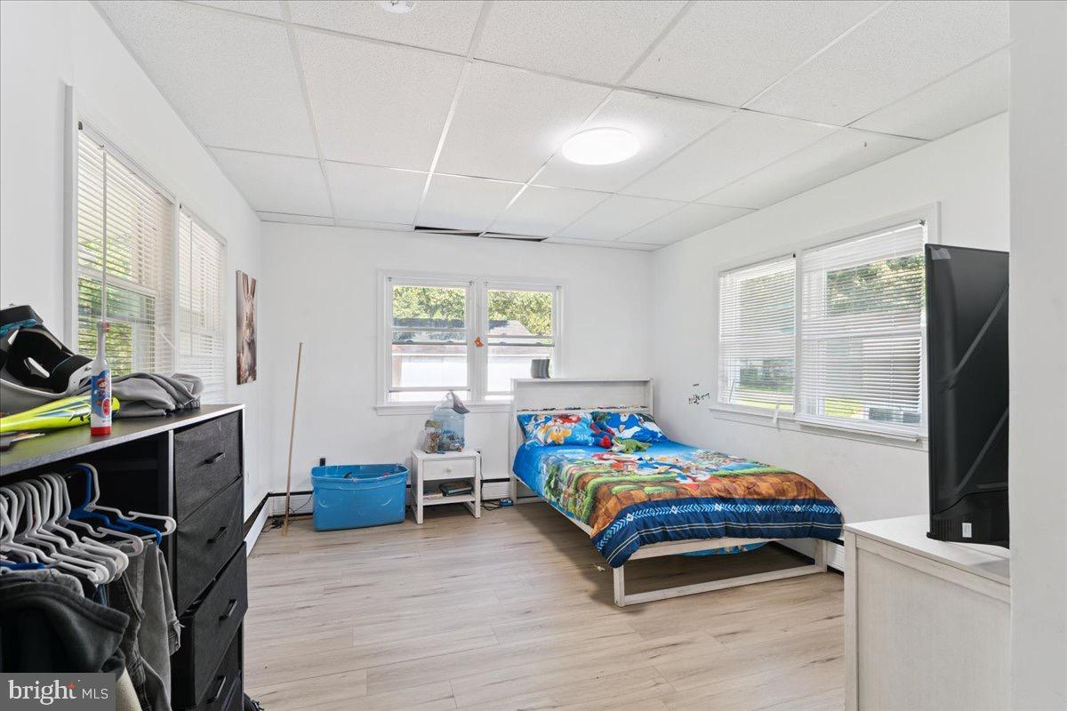 E L DAVIS - Residential