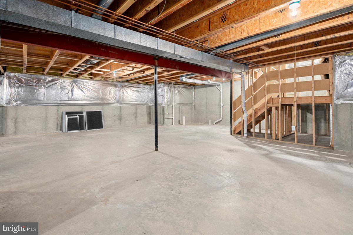 WASHINGTON WOODS POTOMAC - Residential