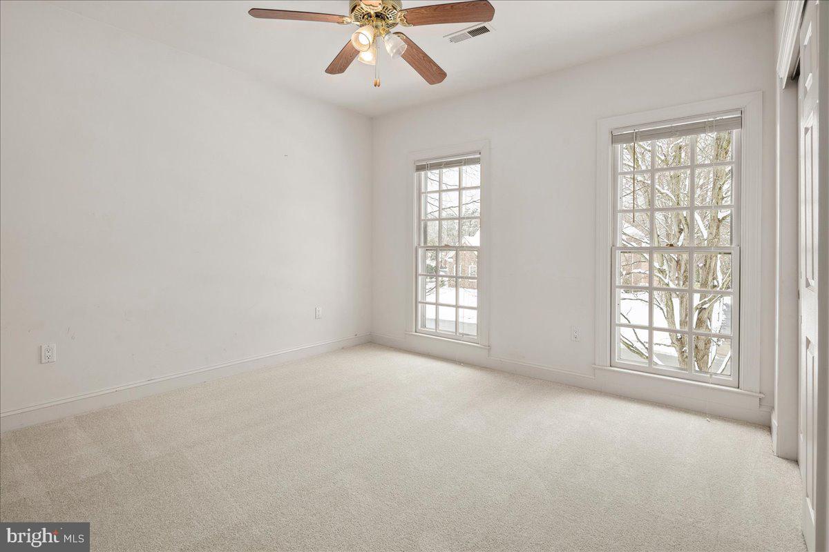 WASHINGTON WOODS POTOMAC - Residential