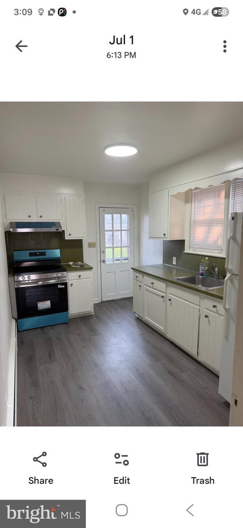 Townhouse For Rent - 1302 Elm Street<br/> New Castle County, WILMINGTON, DE 19805