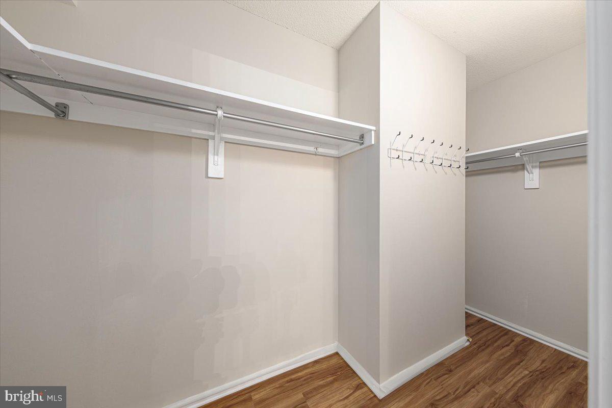 WATERGATE AT LANDMARK - Residential