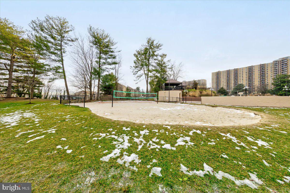 WATERGATE AT LANDMARK - Residential