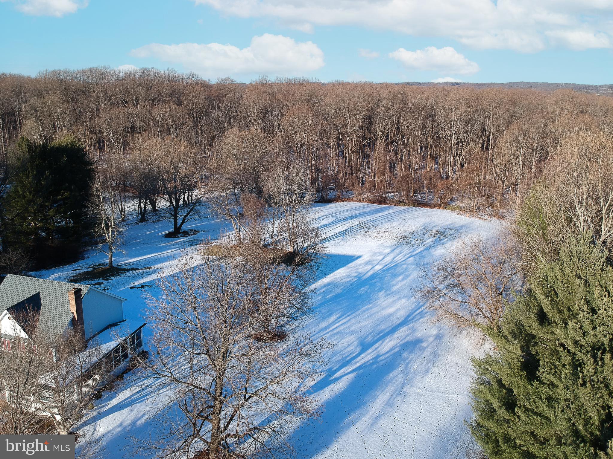 11 LIBERTY RIDGE COURT