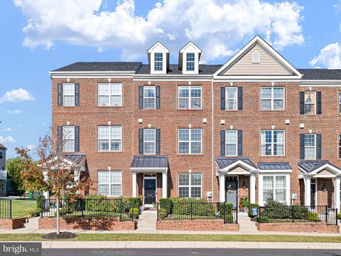 Photo of 447 Lenape Way, CLAYMONT, DE 19703 (MLS # DENC2090318)