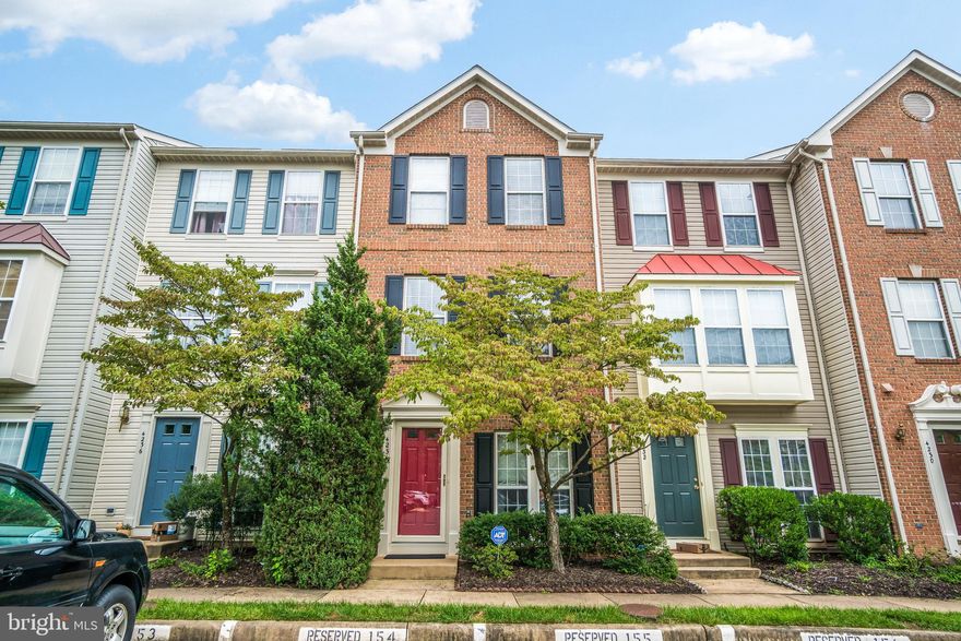 **PUBLIC OPEN HOUSE this Saturday, April 19th from 10:00AM-11:00AM** Well-maintained 3-level, 2 bed, 2.5 bath, brick-front townhome in Cedar Lakes.  Fully fenced yard with scenic deck overlooking water/pond.  Two assigned parking spots with ample street/guest parking.  Eat-in kitchen with stainless steel appliances, granite countertops and oversized pantry.  Main level half bath.  Two living spaces with hardwood floors.  Immaculate master bedroom with vaulted ceilings, large walk-in closet, jetted tub, shower and double vanities.  Full size washer and dryer.  New water heater and furnace. Community has outdoor pool, fitness center, tennis courts, and tot lots.  Easy commute to 66, 50 and FFX Co. Pkwy.  Close to Fairfax Corners, Fair Oaks Mall and Fairfax Town Center.