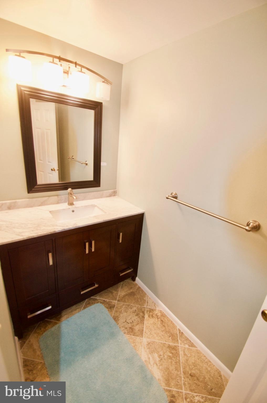 CARDINAL GLEN - Residential