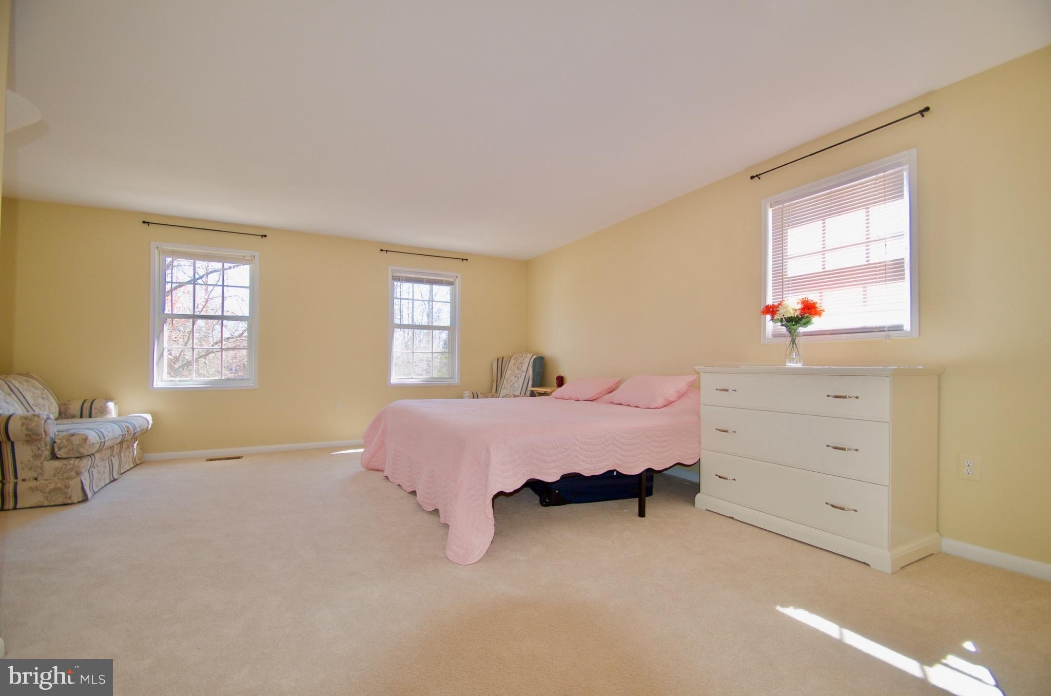 CARDINAL GLEN - Residential