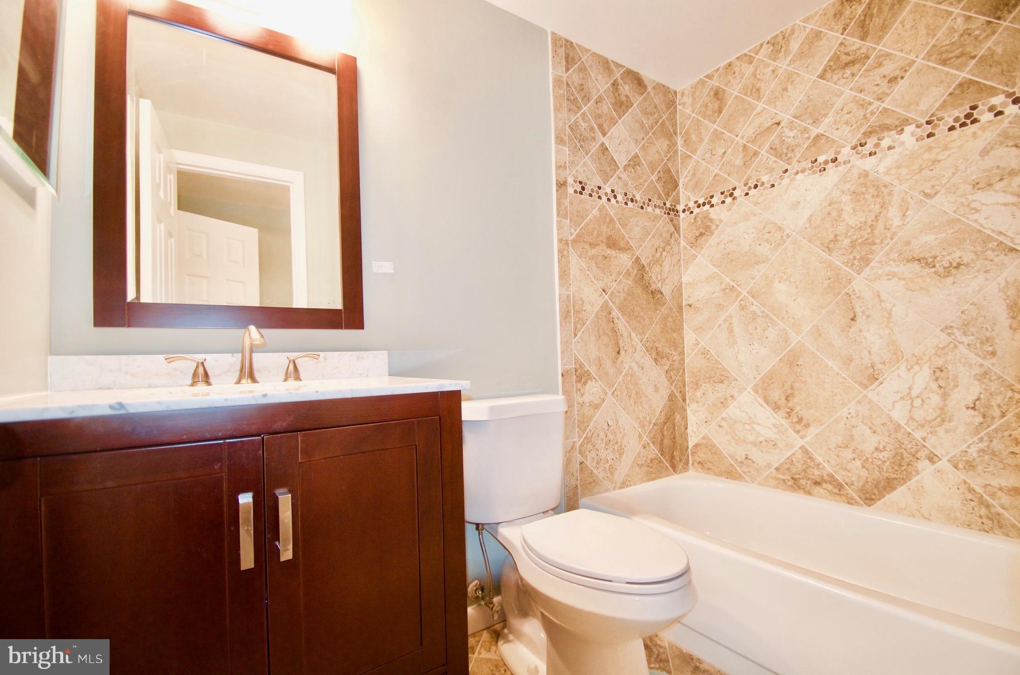 CARDINAL GLEN - Residential