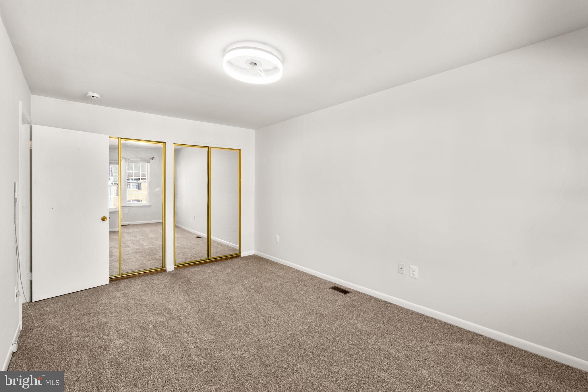 RICHARDSON MEWS - Residential